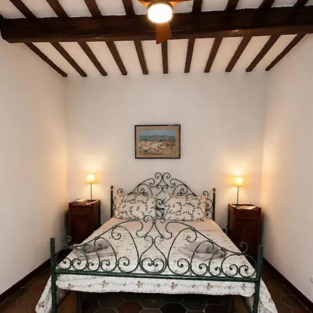 Stanza Di Luce Appartamento Nel Centro Storico Vicino Ad Assisi Apartment *